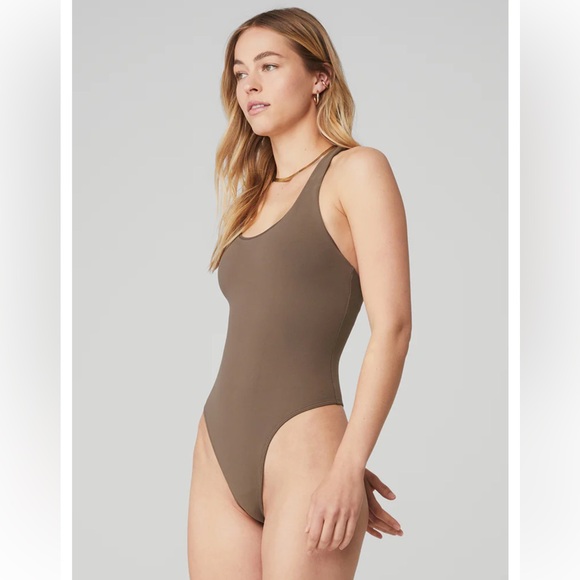 Alo Yoga Sleek Back Bodysuit. NWT - Picture 3 of 11